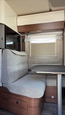 Sitzgruppe Hymer B-Klasse MC T 580 sehr gepflegt