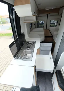 Fahrzeugbild Mooveo VAN 60EB 140 PS Automatik, 3,5 t #8