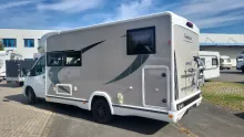 Frontal Hinten Chausson Teilintegrierte 777GA Titanium Premium 170 PS/Automatik/SAT/Hubbett