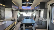 Weitere Sitzgruppe Chausson Teilintegrierte 777GA Titanium Premium 170 PS/Automatik/SAT/Hubbett