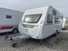 Fahrzeugbild Hymer Eriba Eriba Living 525 Idealer Familienwagen #3