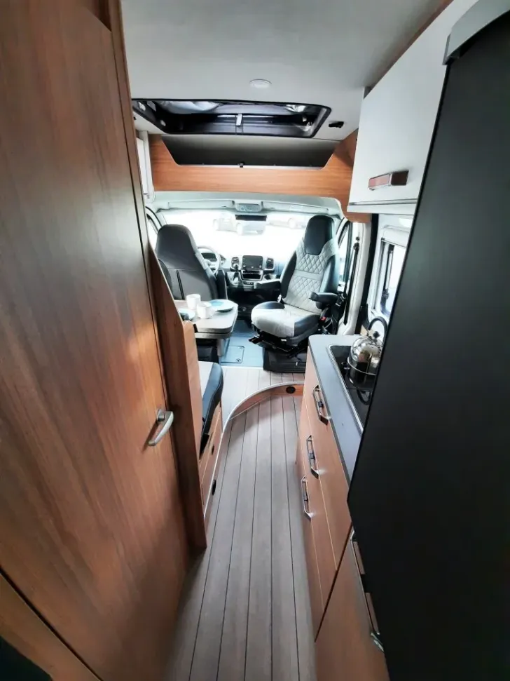 Fahrzeugbild Weinsberg CaraBus EDITION FIRE 600 MQ Verfüg./Sparen Sie 12.498,- € #4