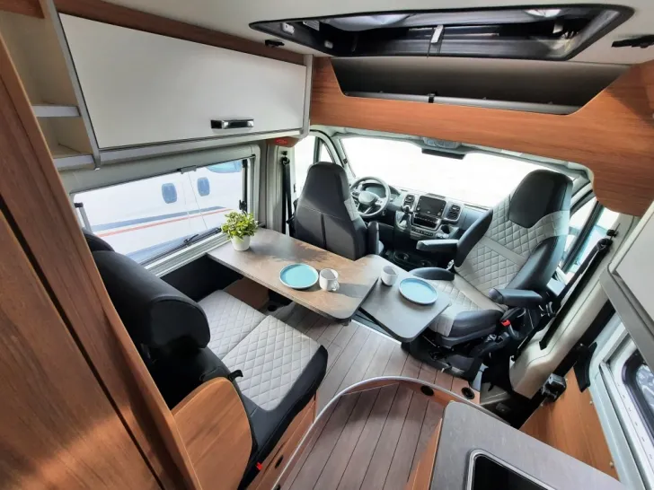 Fahrzeugbild Weinsberg CaraBus EDITION FIRE 600 MQ Verfüg./Sparen Sie 12.498,- € #9