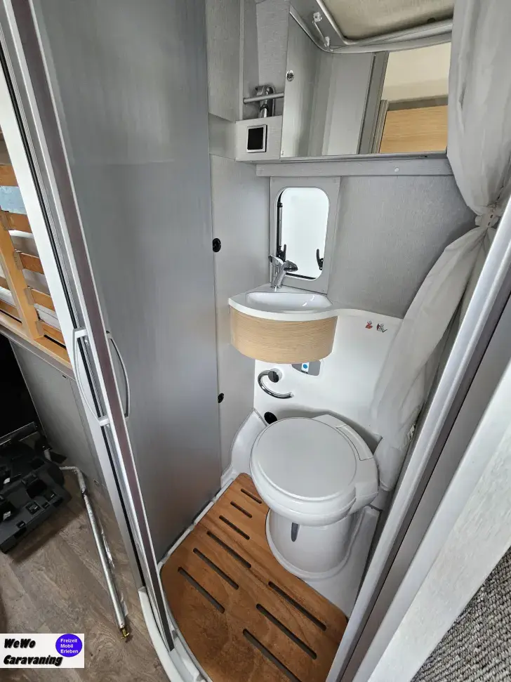 Fahrzeugbild Hymer Free 600 Schlafdach Solar Lifepo4 #7