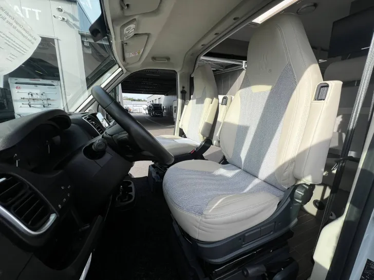 Fahrzeugbild Etrusco 600 DB Complete Edition+Solar+Markise #9