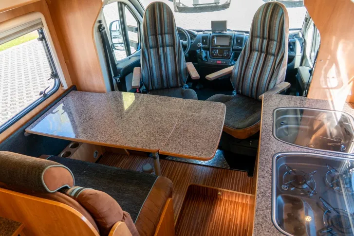 Fahrzeugbild Dethleffs 6911-4 Globe4 *Solar*SatAnlage*Hubbett*Navi* #12
