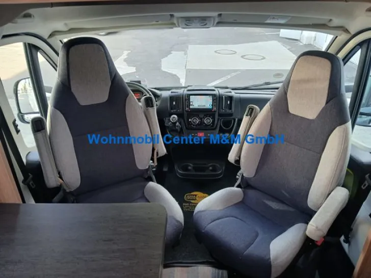 Fahrzeugbild Weinsberg CaraHome 550MG Deluxe Paket Markise #5
