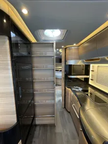 Fahrzeugbild Concorde Charisma Graphite 910 LI #16
