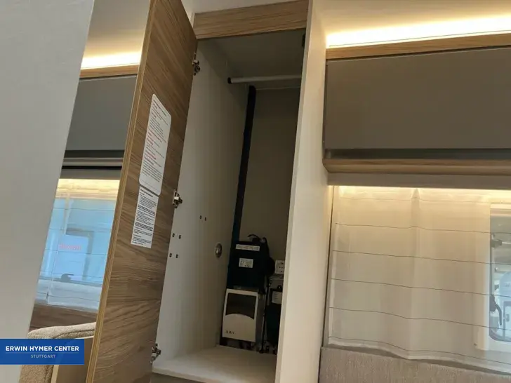 Fahrzeugbild Dethleffs Nomad 490 EST #18
