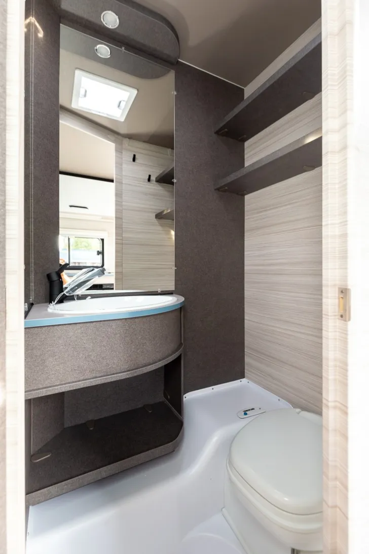 Fahrzeugbild Dethleffs c-joy 460 LE *Sofort verfügbar* #17