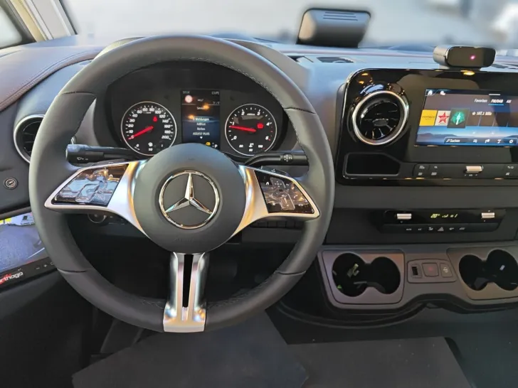 Fahrzeugbild Carthago chic c-line I 5.0 QB L Mercedes #8