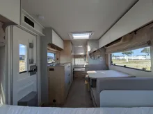 Fahrzeugbild LMC Style 490 K 1700kg/Grey Line/Stützlastanzeige/Insektenschutztür #5