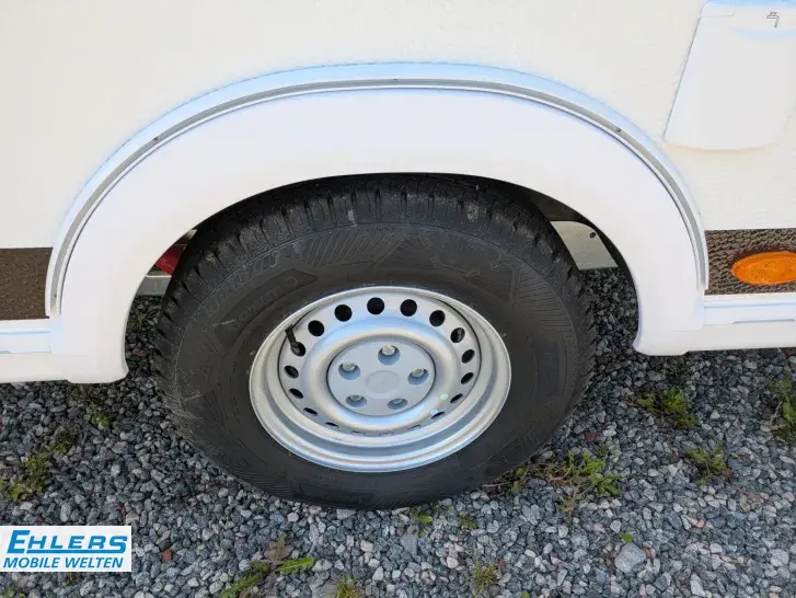 Fahrzeugbild LMC Style 490 K 1700kg/Grey Line/Stützlastanzeige/Insektenschutztür #24