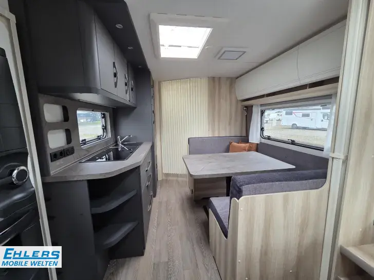 Fahrzeugbild Hobby De Luxe 545 KMF 2000kg/Deichselabdeckung/Antieschlingerkupplung/seperate Dusche #5