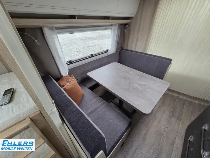 Fahrzeugbild Hobby De Luxe 545 KMF 2000kg/Deichselabdeckung/Antieschlingerkupplung/seperate Dusche #8