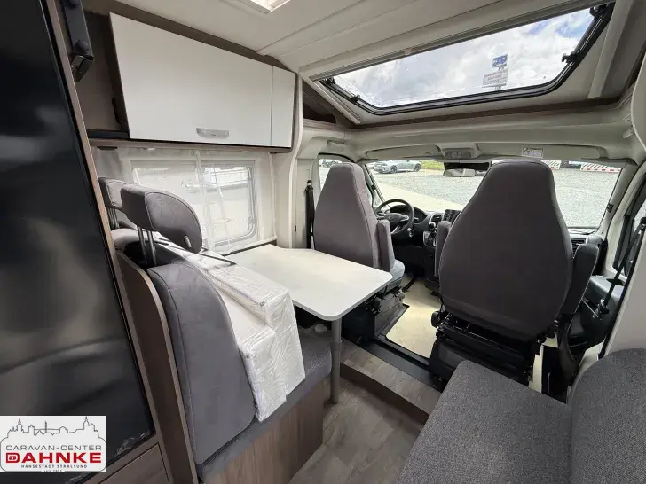 Fahrzeugbild Carado VAN V347 pro + Automatik, Navi u. Kamera #9