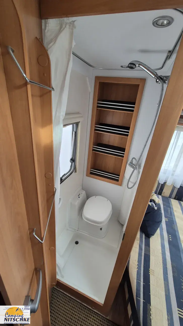 Fahrzeugbild Hymer Eriba Nova 465 Mover*Markise*elektr. Stützen+ #15