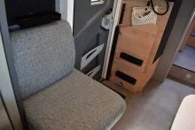 Fahrzeugbild Dethleffs Just Camp T 7052 EB Hubbett, Klima, TV, Hubstützen #9