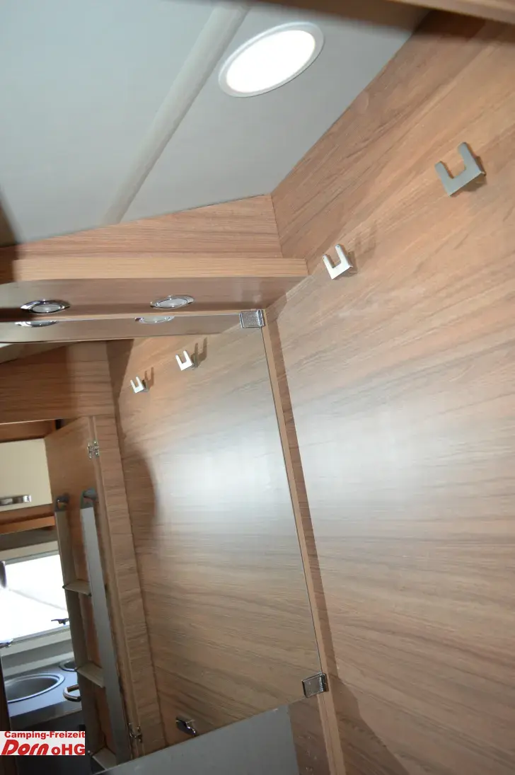 Fahrzeugbild Weinsberg CaraCompact EDITION PEPPER Suite 640 MEG 170 PS Automatik/3,5t ges.Gew. #23