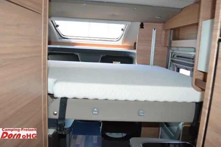 Fahrzeugbild Weinsberg CaraCompact EDITION PEPPER Suite 640 MEG 170 PS Automatik/3,5t ges.Gew. #28