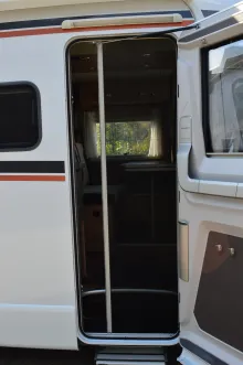 Fahrzeugbild Weinsberg CaraCompact EDITION PEPPER Suite 640 MEG 170 PS Automatik/3,5t ges.Gew. #31