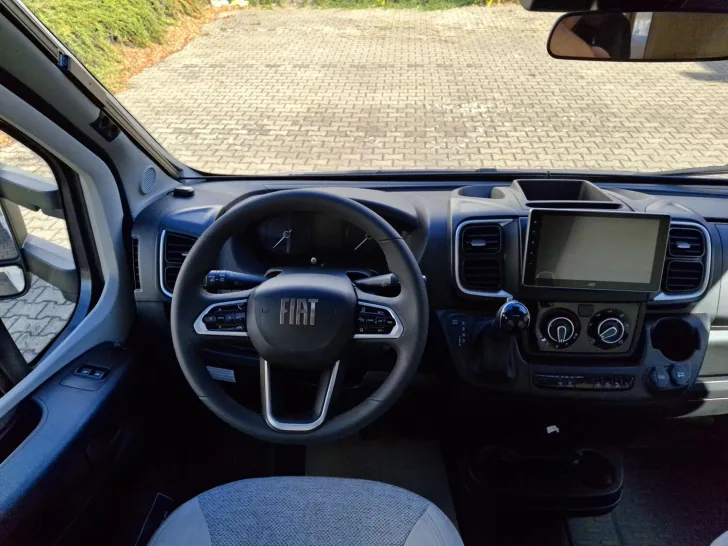 Fahrzeugbild Carado T 338 #18