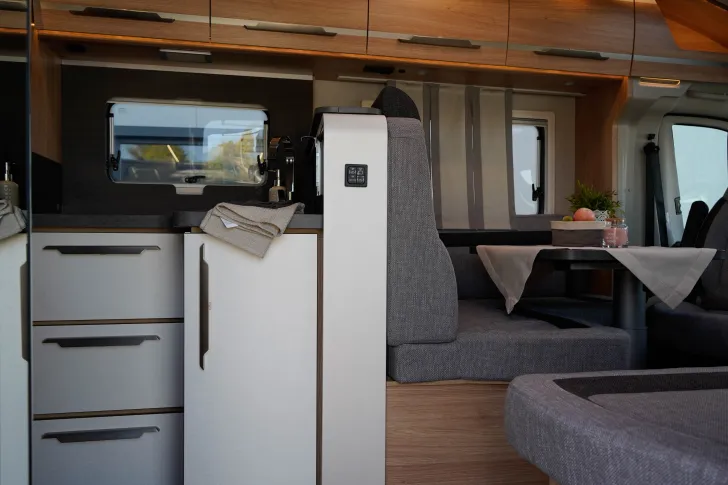Fahrzeugbild Knaus Sky TI 650 MF Platinum Selection Abstandstempomat | Markise #6