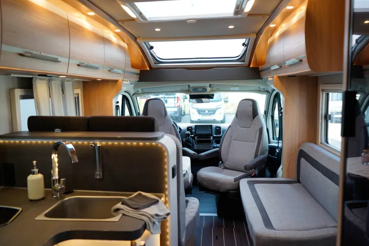 Fahrzeugbild Knaus Sky TI 650 MF Platinum Selection Abstandstempomat | Markise #9