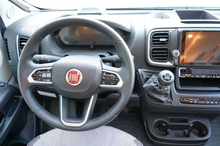 Fahrzeugbild Knaus Sky TI 650 MF Platinum Selection Abstandstempomat | Markise #15