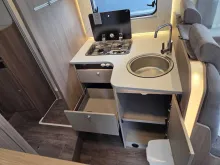 Fahrzeugbild Carado T 447 ED Combi 6E+Hubbett+TV Paket #25