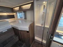 Fahrzeugbild Carado T 447 ED Combi 6E+Hubbett+TV Paket #26