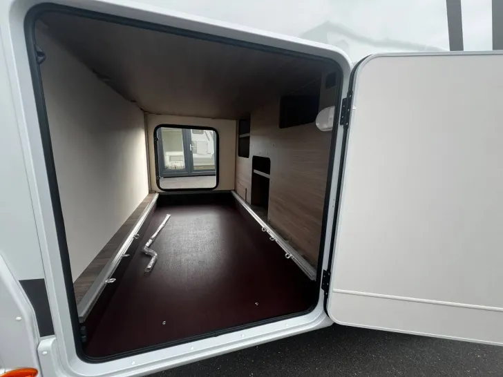 Fahrzeugbild Carado I 447 Pro+Solar+Combi 6E+Optik Paket+Gr Kühlschr #10