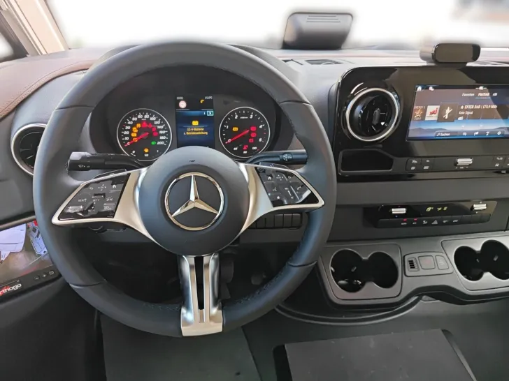 Fahrzeugbild Carthago chic c-line I 4.9 LE L Mercedes #8