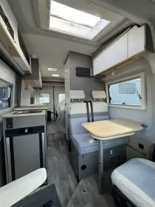 Fahrzeugbild LMC Innovan Ford 592 #7