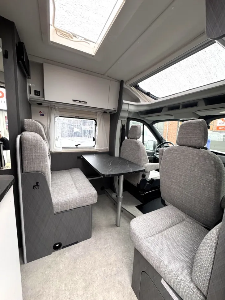 Fahrzeugbild Etrusco V Ford 6.6 SF #10