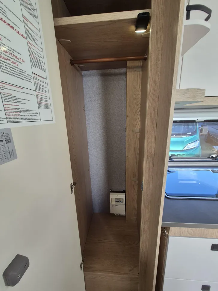 Fahrzeugbild Hobby OnTour T 700 F Rückfahrkamera/Markise #26