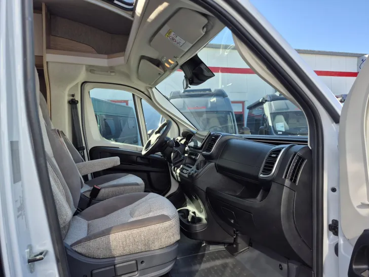 Fahrzeugbild Hobby OnTour T 700 F Rückfahrkamera/Markise #10
