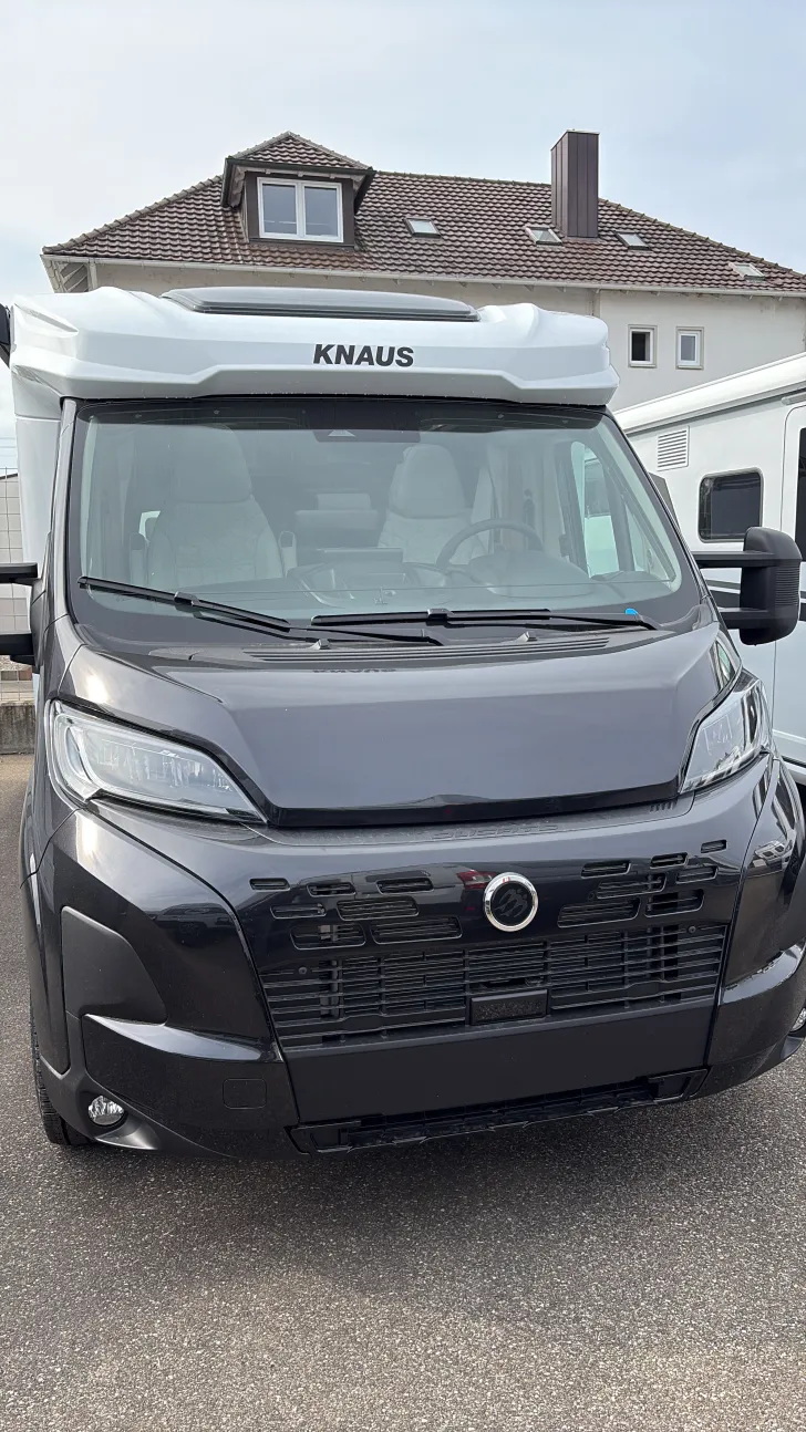 Frontal Vorne Knaus L!VE TI 650 MF Sofort verfügbar 160 PS