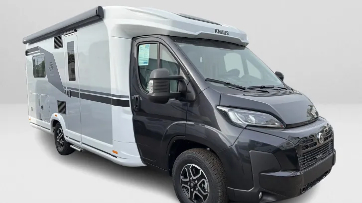 Schräg Vorne Knaus L!VE TI 650 MF Sofort verfügbar 160 PS