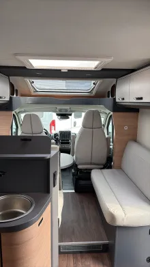Sicht vorne-hinten Knaus L!VE TI 650 MF Sofort verfügbar 160 PS