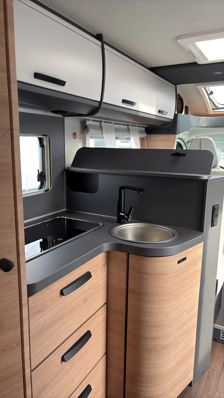 Küchen Knaus L!VE TI 650 MF Sofort verfügbar 160 PS