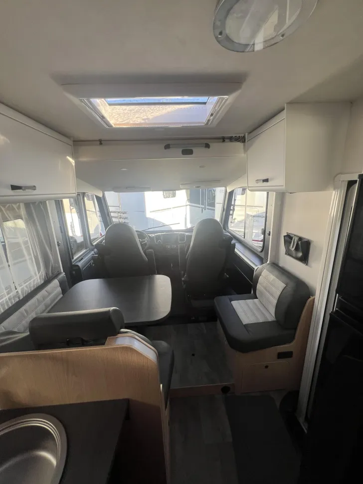 Fahrzeugbild Sunlight Adventure I 68 *Automatik*SAT*NAVI*RFK*Solar* #9