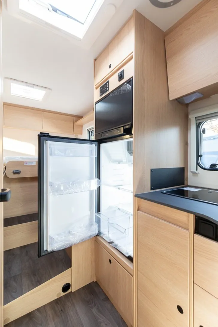 Fahrzeugbild Sunlight Sub TS 67 VIEL CAMPER- KLEINER PREIS! #11