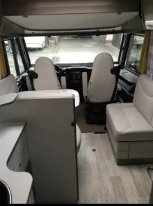 Fahrzeugbild Pilote Aventura G 740 Top Zustand #4
