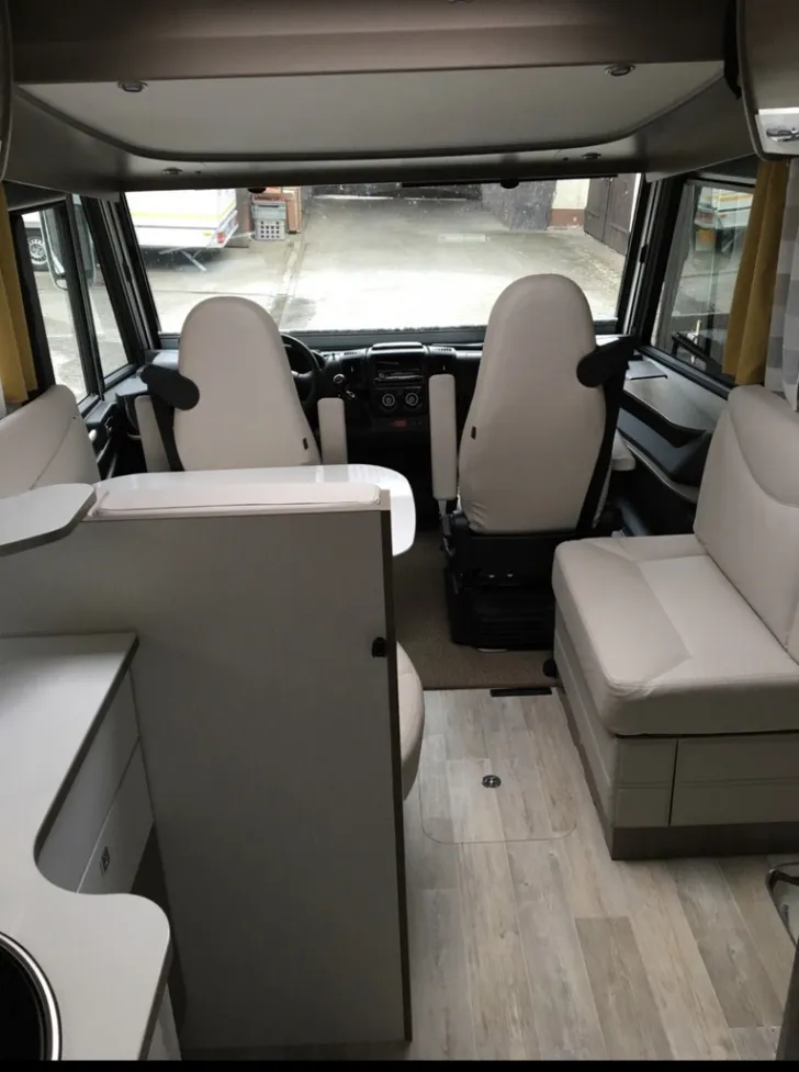 Fahrzeugbild Pilote Aventura G 740 Top Zustand #4
