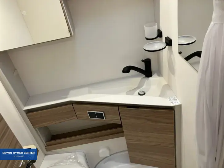 Fahrzeugbild Dethleffs Nomad 460 EL #20