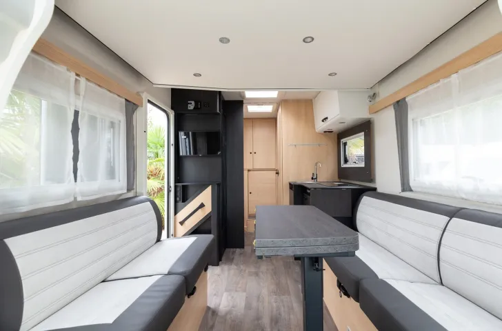 Fahrzeugbild Sunlight UNLTD 7033P Freedom is UNLTD #7