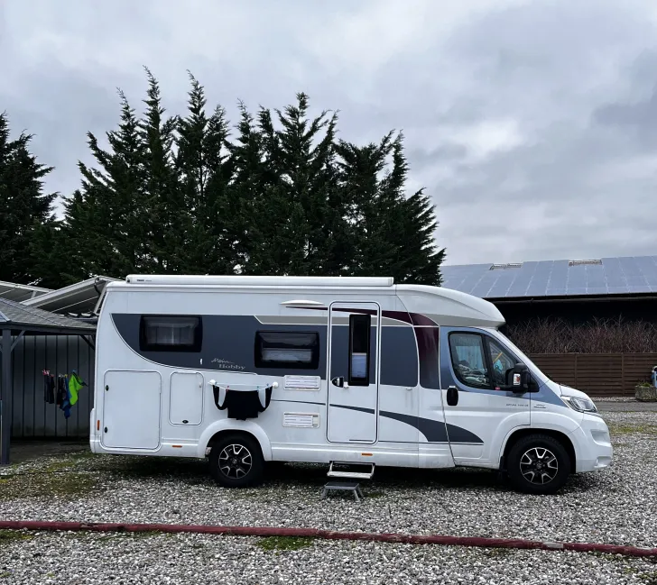 Grundriss Nacht Hobby Optima V65 GE Sehr gepflegt