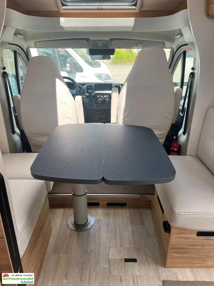 Fahrzeugbild Pilote P720FGJ 180 Ps, automatik, 3,5T F2F #4
