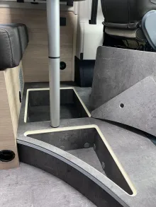 Fahrzeugbild Roadcar R 601, 4 Personen-Fahrzeug, Markise, Radtr. #15